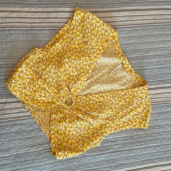 Free people Yellow Crop top, Smock Back Top - Picture 7 of 9